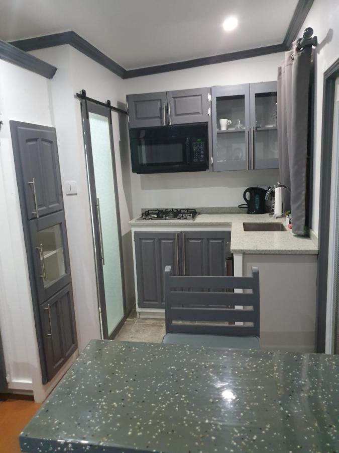 Devachan Apartments Бриджтаун Екстер'єр фото